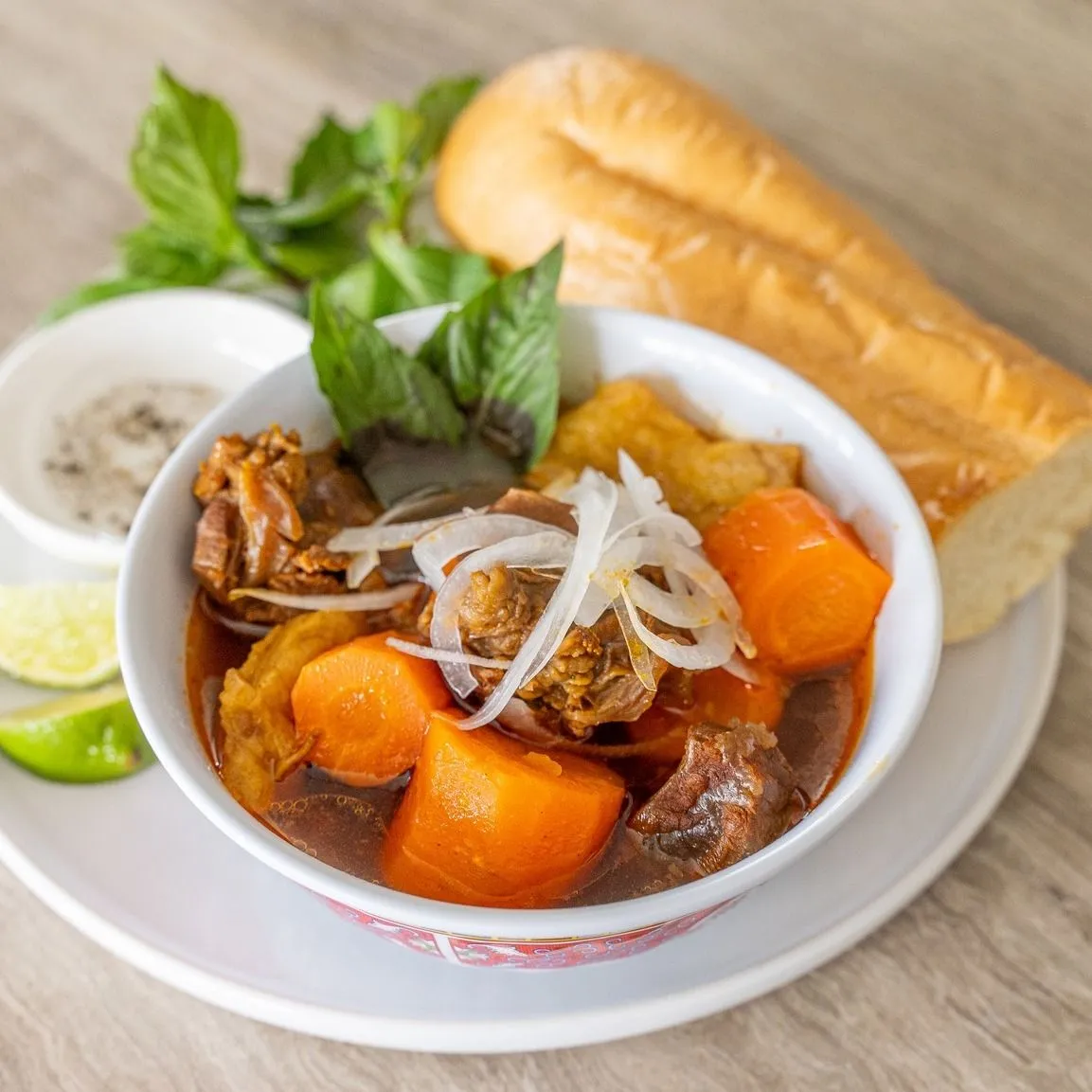 Bò Kho Bánh Mì